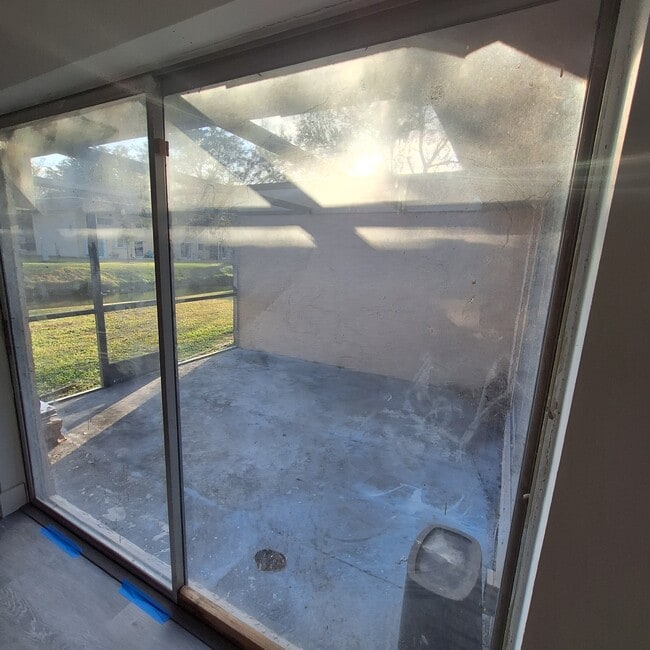 Building Photo - 7344 SW 8th Ct