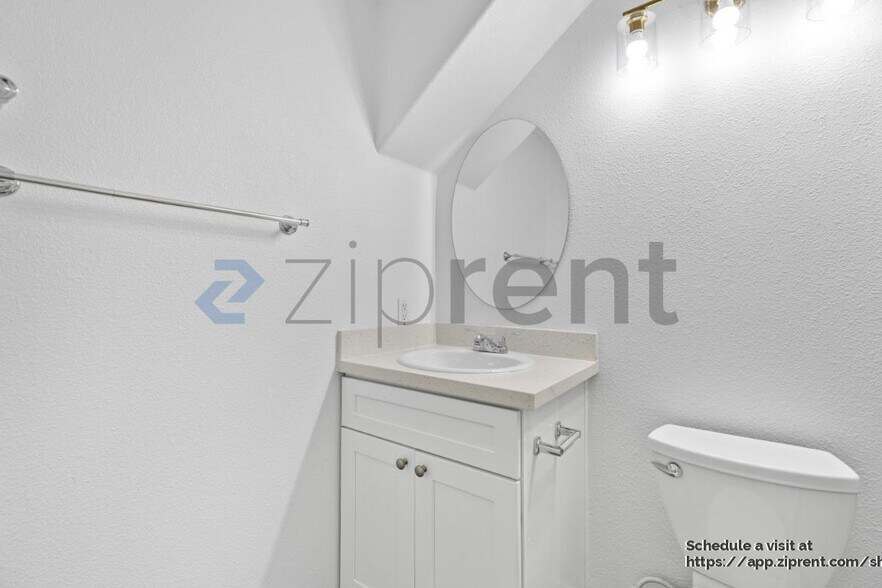 Building Photo - 2085 Lipari Ct