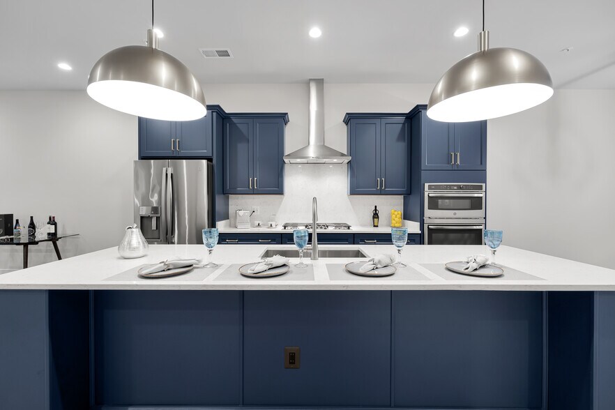 Building Photo - 147 Prairie Ln