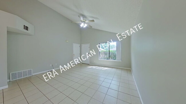 Building Photo - 2903 Alpine Pl