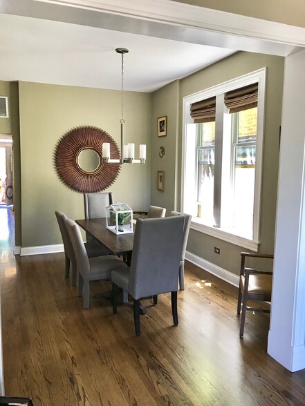 Dining room - 2327 N. Geneva Ter