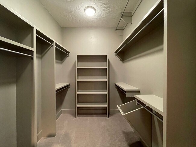 Building Photo - All Brick, 3 bedrooms AND 3 car garage