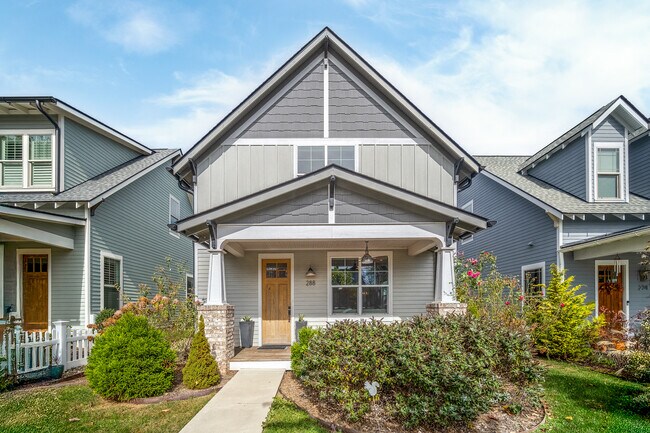 Primary Photo - 288 W Main St