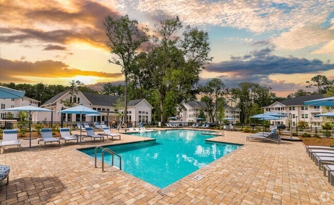 Building Photo - Stono Oaks