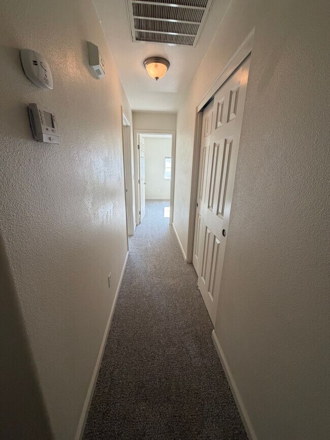 Building Photo - 1278 Mighty Oak Ln