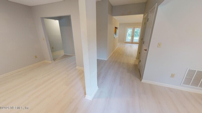 Building Photo - 12644 Thicket Ridge Dr