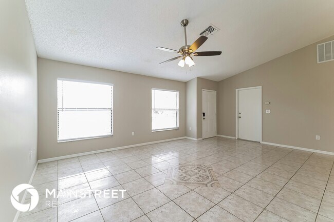 Building Photo - 709 Dromedary Dr