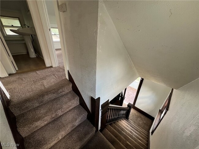 Building Photo - 2286 6th St SW