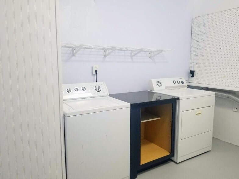 laundry center - 52 Cypress Dr