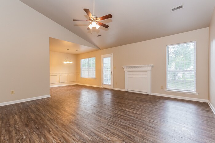 Building Photo - 105 Indian Bluff Dr