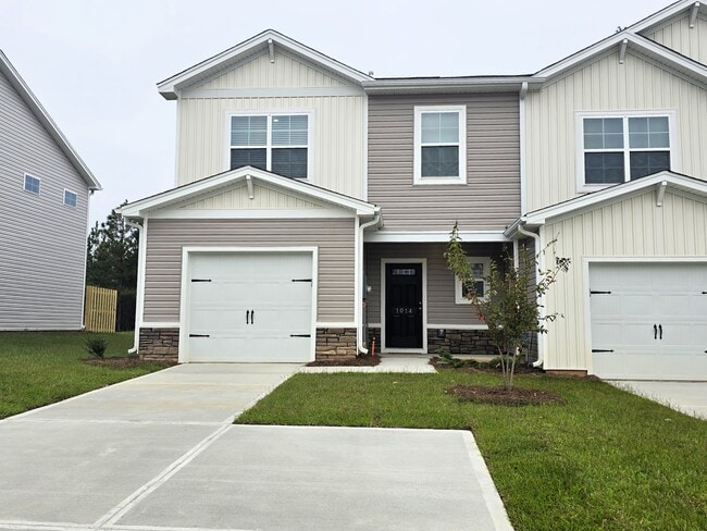 Primary Photo - 1014 Aldrich St