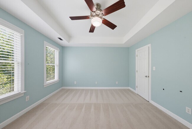 Building Photo - Southern Charm Meets Everyday Entertainment and Convenience!