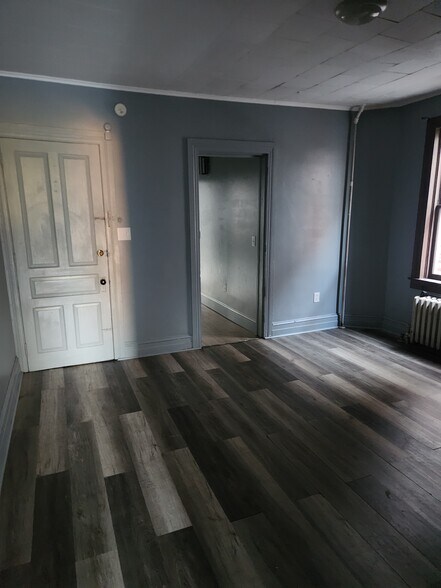 Building Photo - 37 N West St