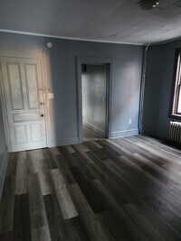 Building Photo - 37 N West St