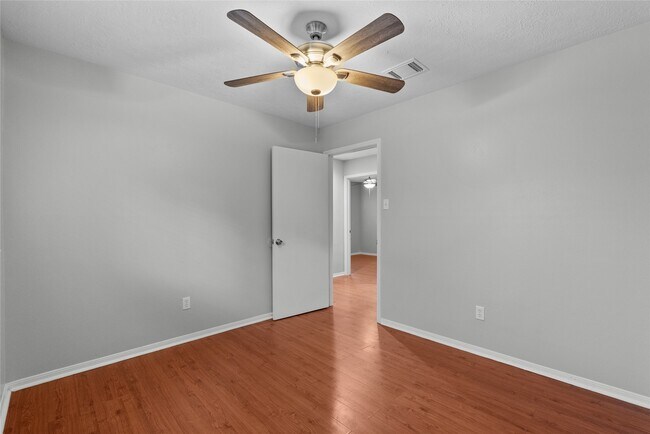 Building Photo - 15834 Constitution Ln