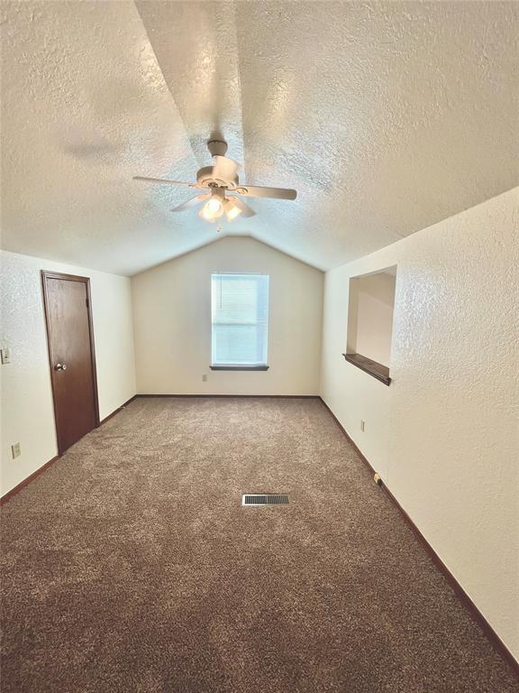 Building Photo - 1901 E Lindsey St