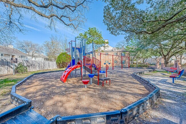 Building Photo - 925 Wax Myrtle Ln