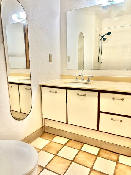 Building Photo - 1606 S Kihei Rd