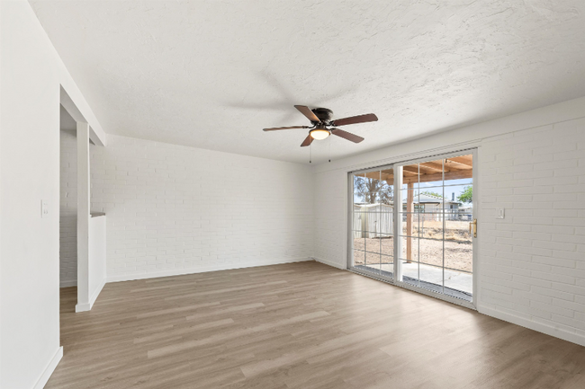 Building Photo - 3431 S Pantano Rd