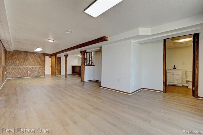 Building Photo - 1982 S Ortonville Rd