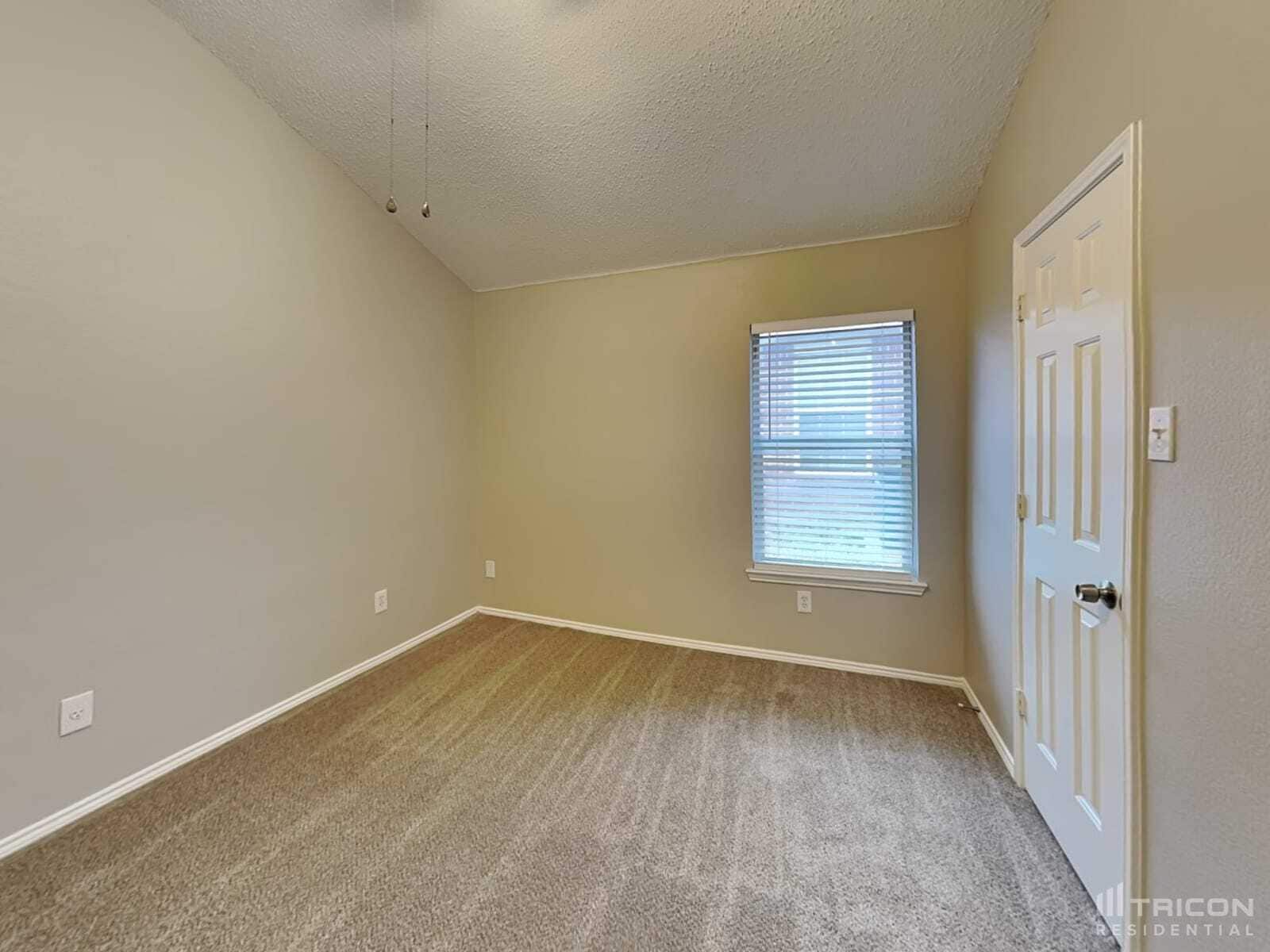 Building Photo - 4716 Shell Ridge Dr