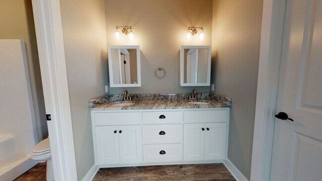 Building Photo - 17212-17224 Palazzo Drive