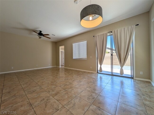 Building Photo - 1032 Via Canale Dr