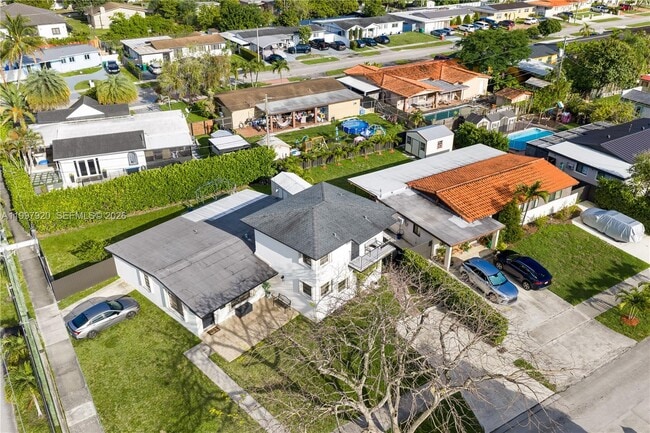 Building Photo - 2801 SW 106th Ave