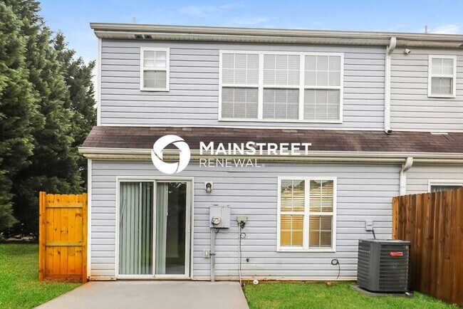 Building Photo - 3 Bedroom Pet-Friendly Home in Union City, GA with Main Street Renewal