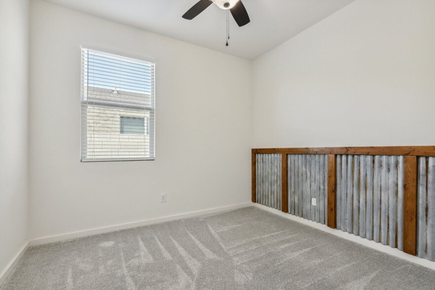 Building Photo - 18666 Puget Ave