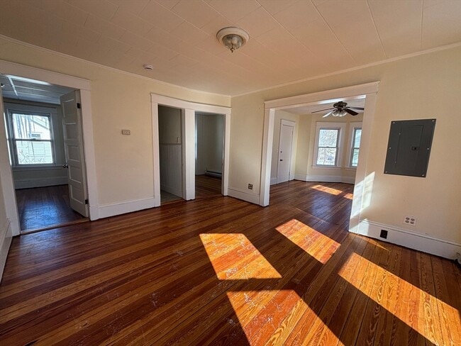 Building Photo - 68 Laurel St