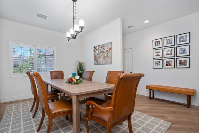 Building Photo - 80566 Indian Springs Dr