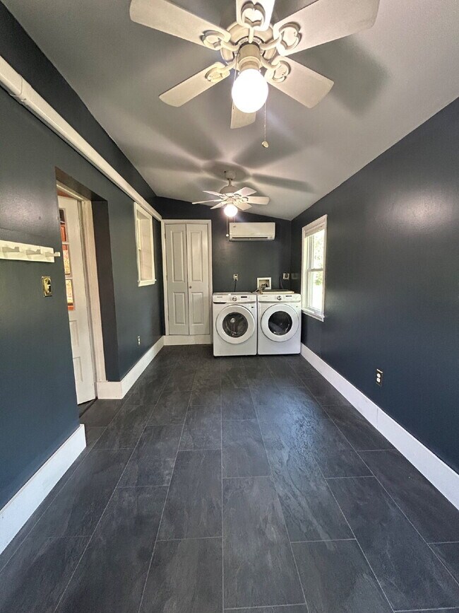 Building Photo - Price Reduced! Private 3-Acre Retreat for Rent! Beautifully Renovated 2BR Home with Spacious Land...