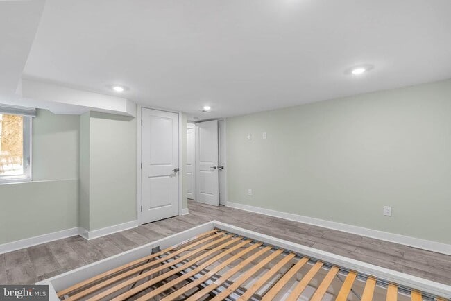 Building Photo - 1522 Mt Vernon St