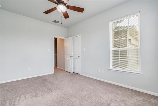 Building Photo - 275 Cherrystone Loop