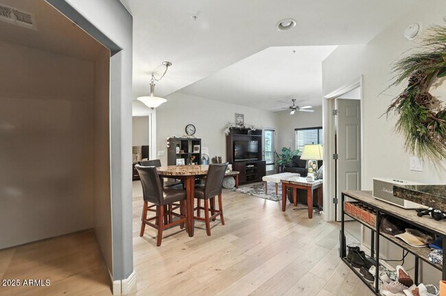 Building Photo - 5350 E Deer Valley Dr