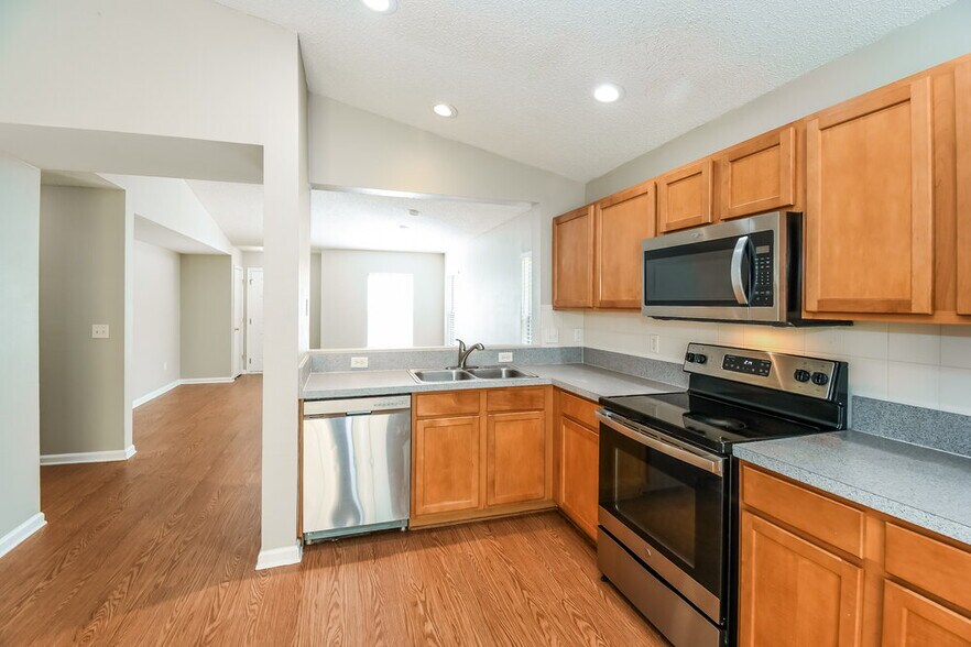 Building Photo - 12771 Megan Jean Ct