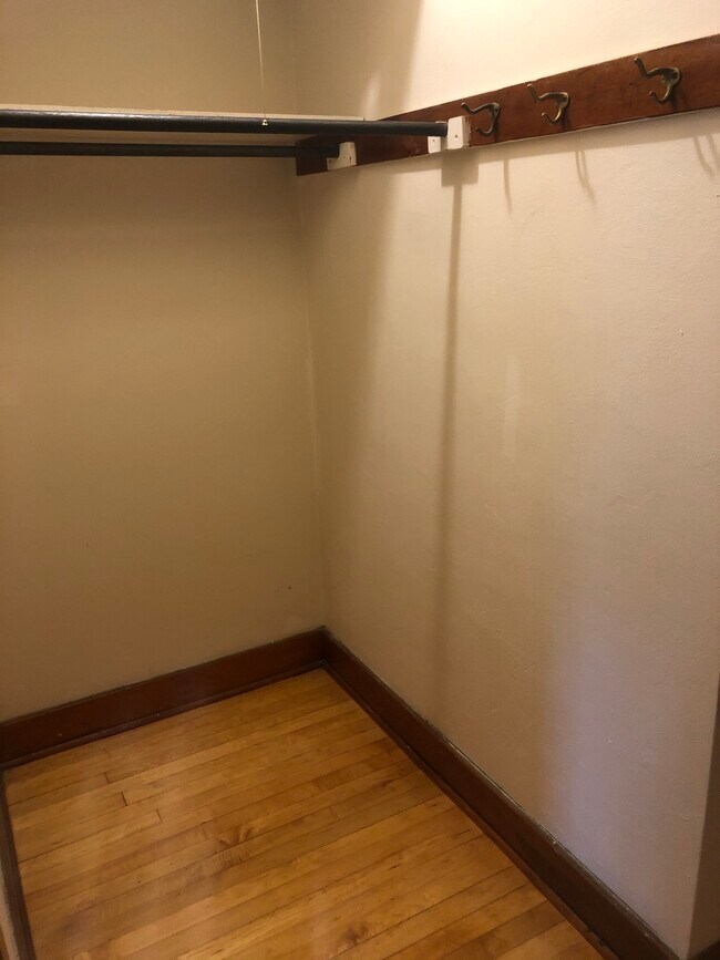 Walk In Closet - 1962 S 92nd St