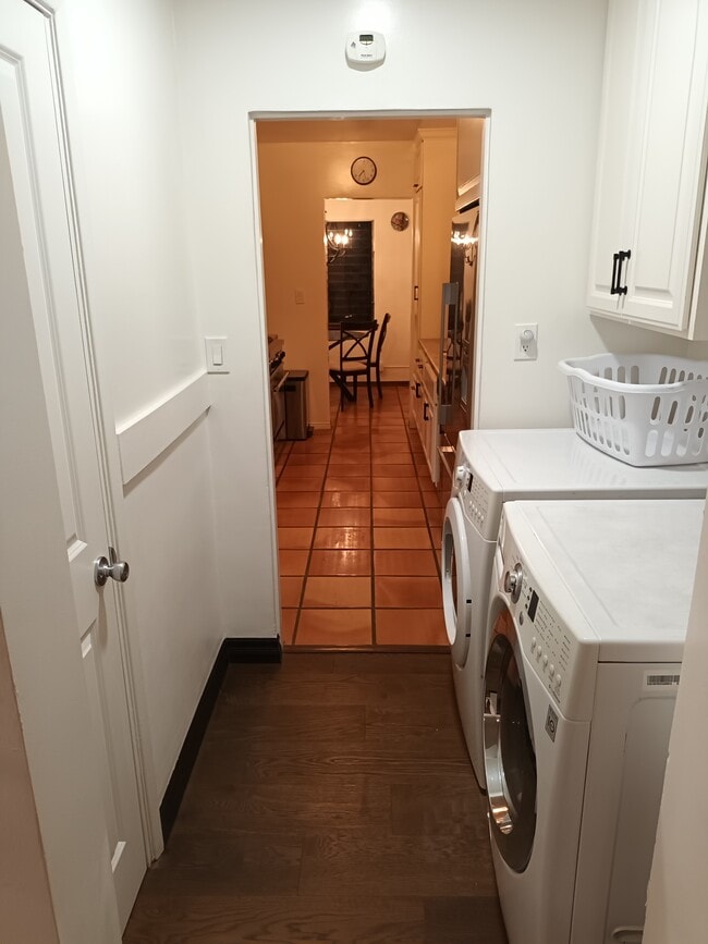 Building Photo - 359 Heather Heights Ct