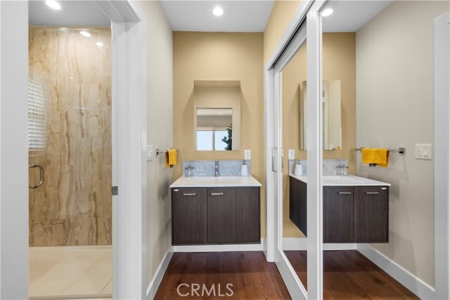 Building Photo - 2405 Crest Dr