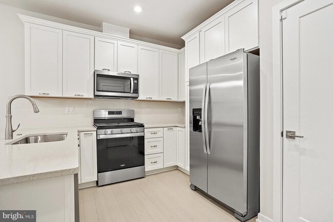 Building Photo - 7410 Backett Wood Ter