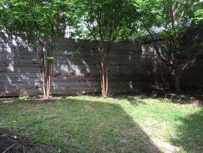 Building Photo - 2212 Iva Ln