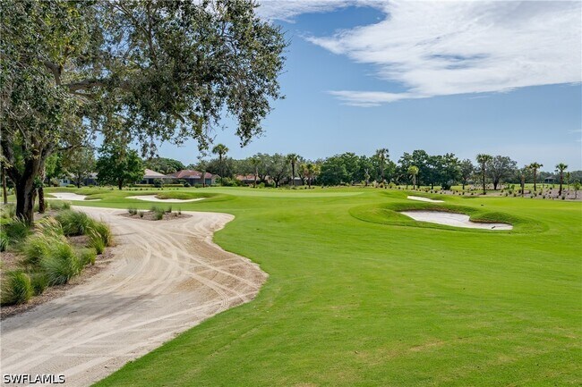 Building Photo - 640 Lalique Cir