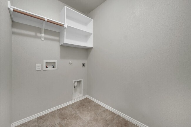 Building Photo - 1209 Evers Dr