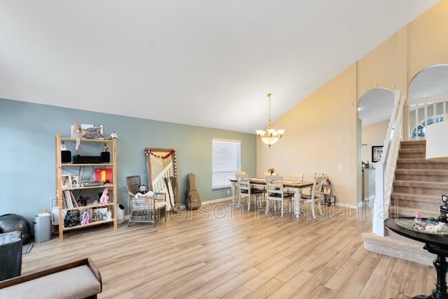 Building Photo - 611 Tuten Trail