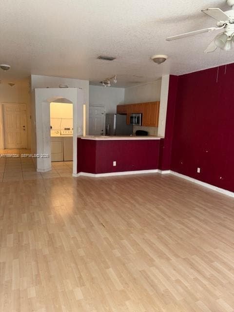 Building Photo - 649 NW 21st Ave