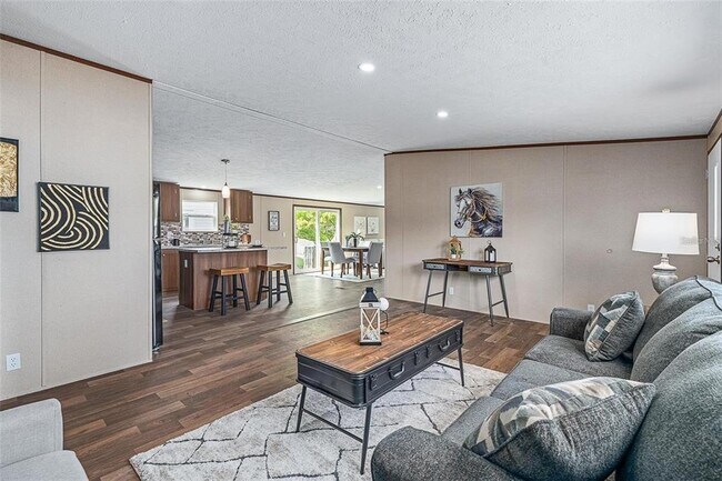 Building Photo - 8150 Cherokee Rd