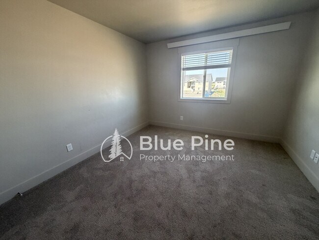 Building Photo - 6255 Freedom Rd