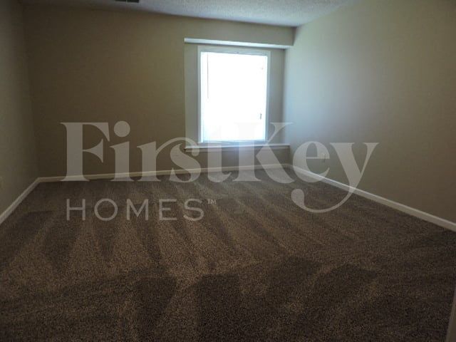 Building Photo - 2056 Kingsrow Pkwy