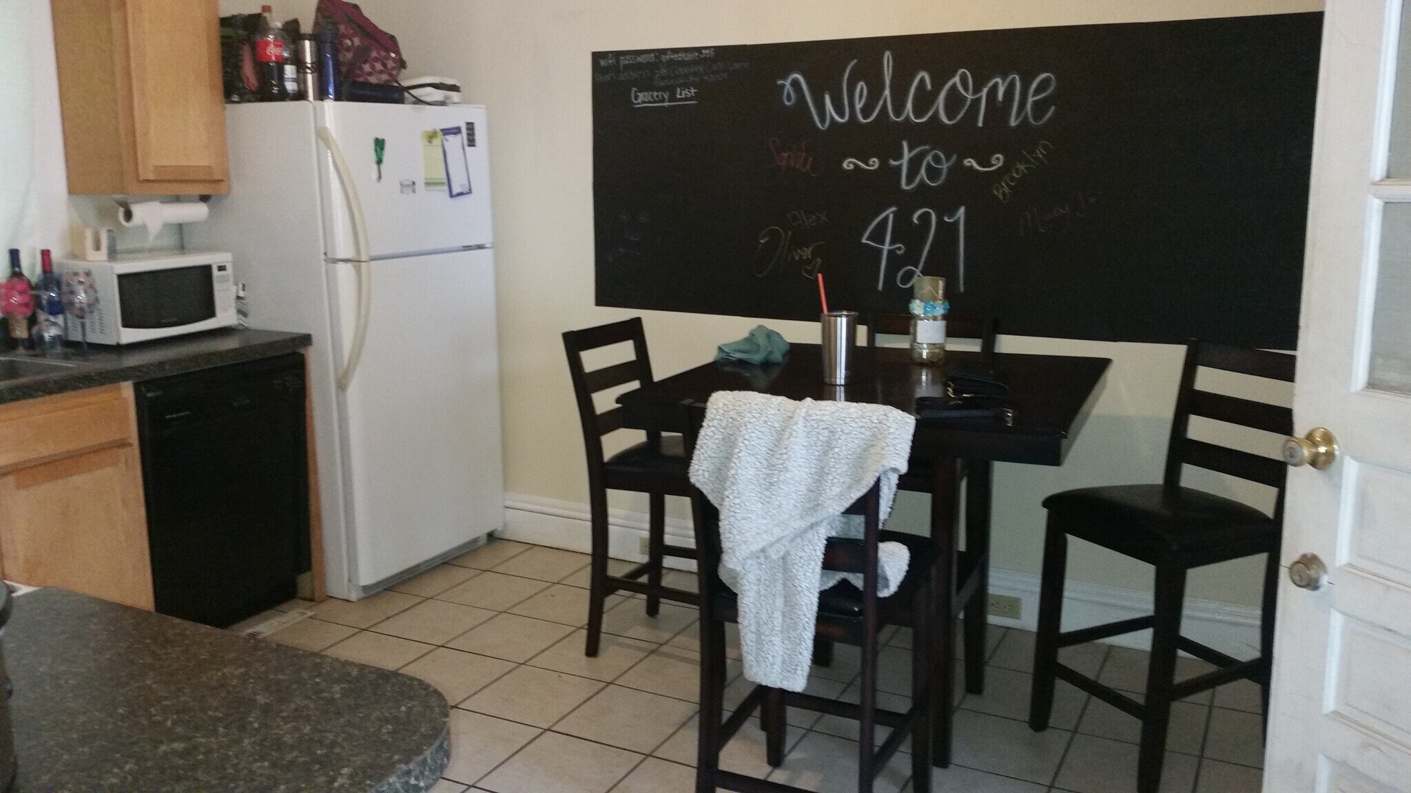 #A kitchen - 421 Woodland Ave